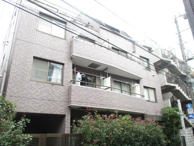 ｉｌ　ｍｏｎｔｅ　ｓｈｉｎｊｕｋｕ